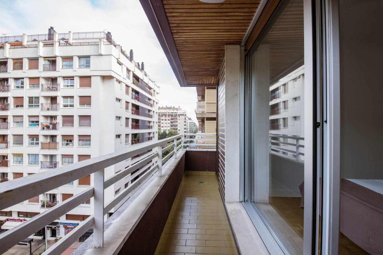 New Amara Friends & Families Parking Apartament